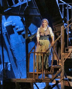 Georgia Jarman as Gilda